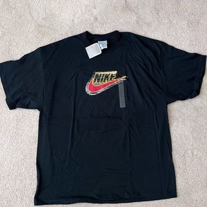 NIKE Brand New XL black t-shirt